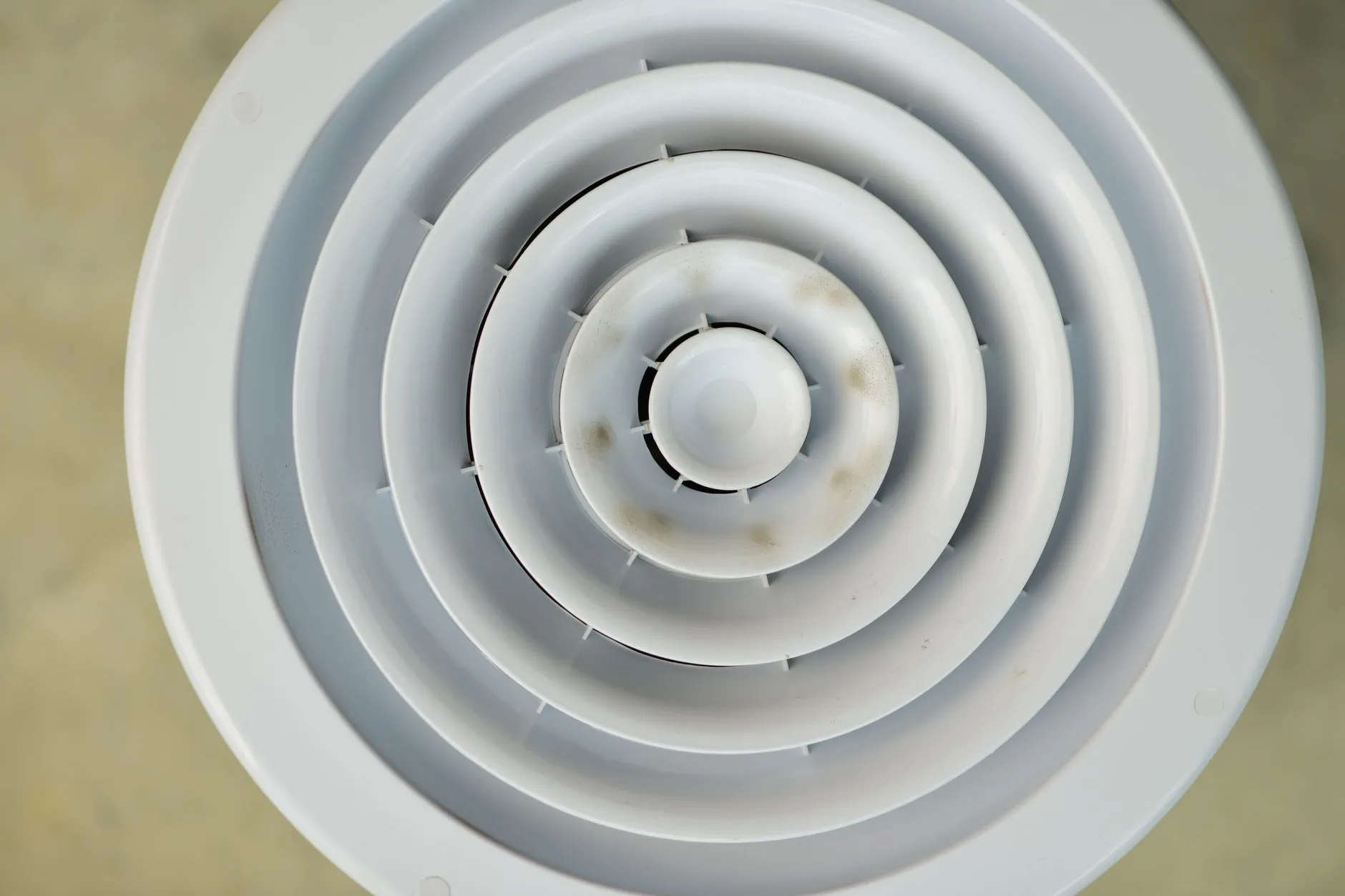 亿会智能网关与人体感应器在公寓节能管理中的应用案例
